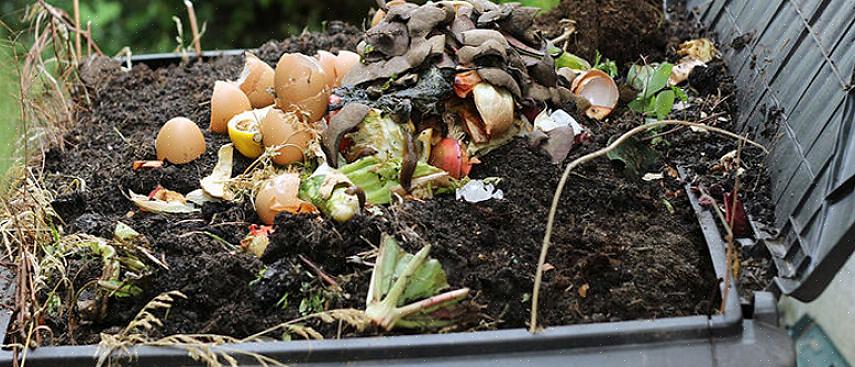 Hvordan man laver kompost af køkkenaffald