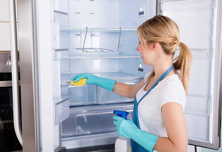 En omfattende rengjøringsplan vil sikre at kjøleskapet