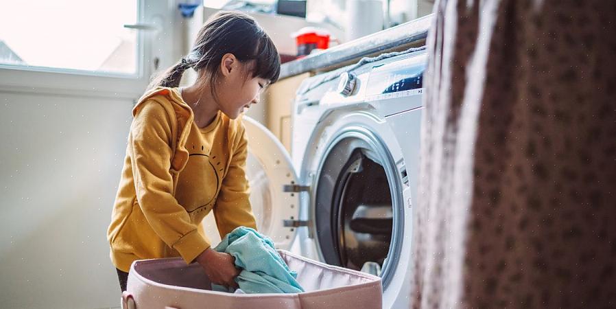 Så der har du det - hvordan du legger klær i vaskemaskinen