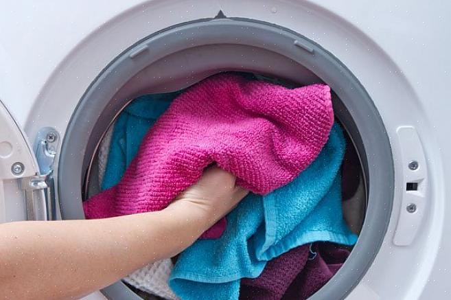 רוצים ללמוד על שימוש בחומץ בכביסה וללמוד איך לכבס בגדים עם חומץ