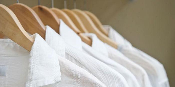כיצד להסיר כתמים על בגדים לבנים