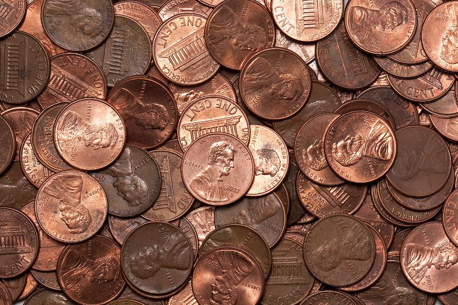במאמר זה נראה לך כיצד לנקות מטבעות ישנים ואת הדרכים הטובות ביותר לנקות את מטבעות הנחושת והכסף שלך