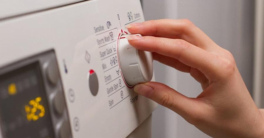הכינוי "כביסה ידנית בלבד" בהוראות הכביסה משמעו שטיפת ידיים במים בטמפרטורה של 40 מעלות או טמפרטורת ידיים