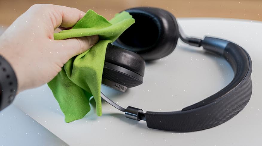 כיצד לנקות את אוזניות הוואקום שלך בתוך האוזן